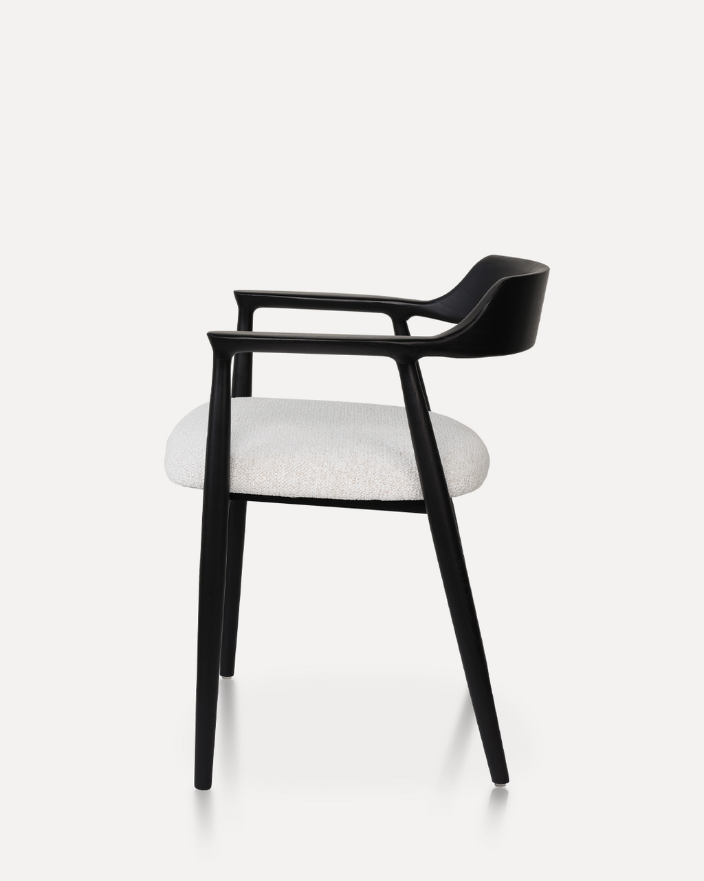 Chaise LUMI – Design Naturel & Confort Moderne