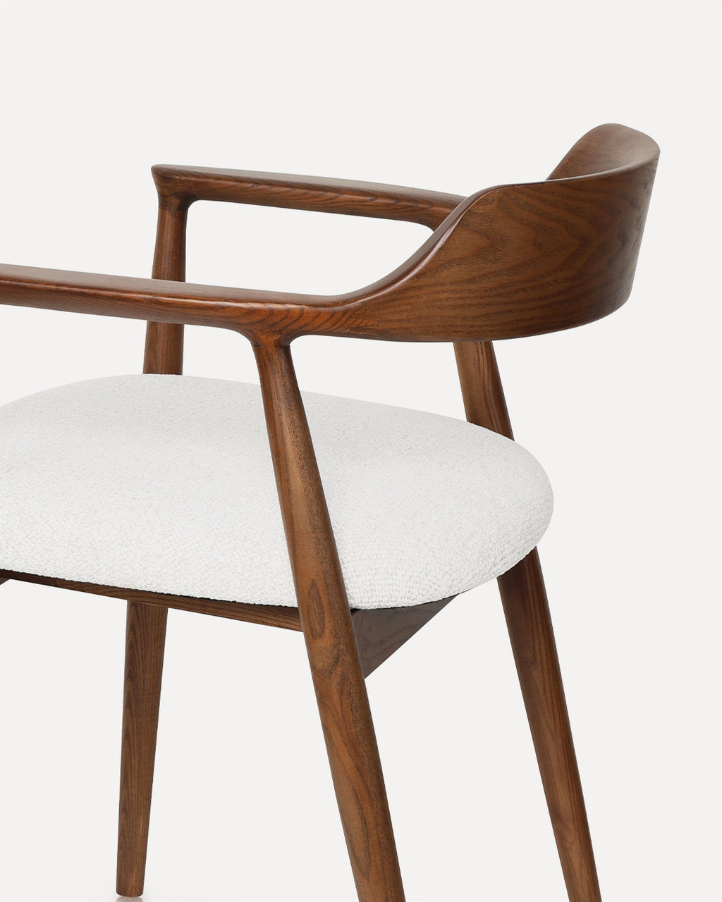 Chaise LUMI – Design Naturel & Confort Moderne