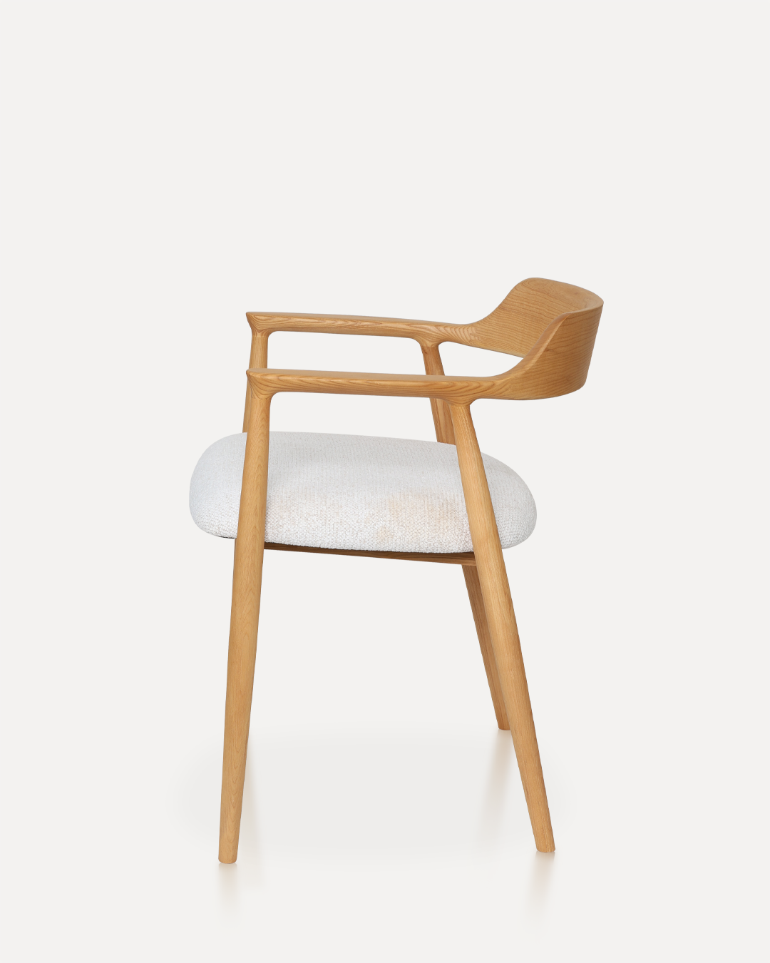 Chaise LUMI – Design Naturel & Confort Moderne