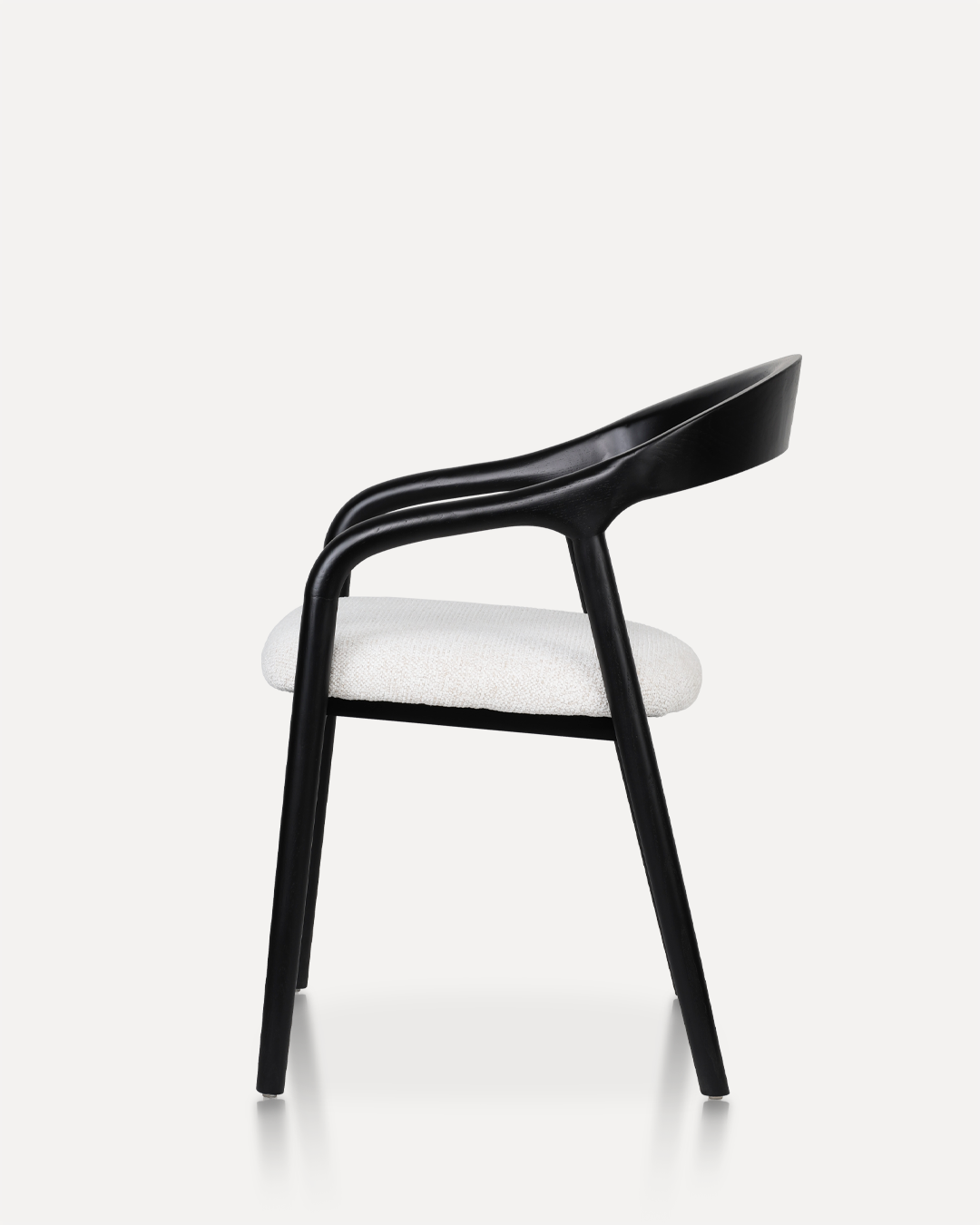 Chaise LUNA – Design Élégant & Courbes Enveloppantes