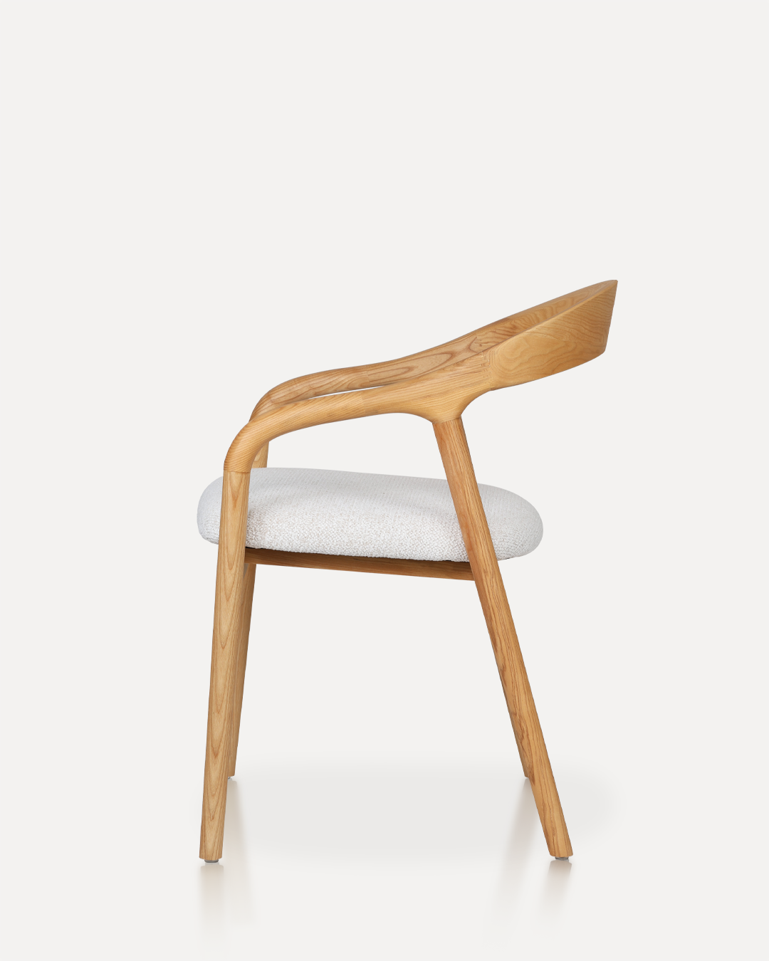 Chaise LUNA – Design Élégant & Courbes Enveloppantes